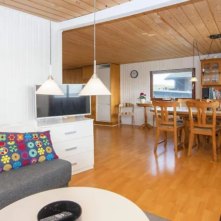 8 Person In Aabenraa-by Traum *