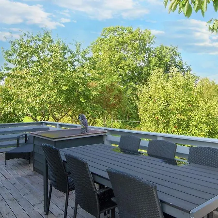 8 Person In Aabenraa-by Traum *